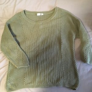 Gap sweater